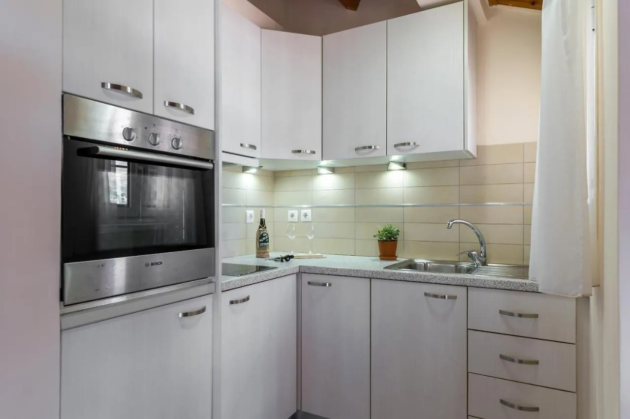 Rouchotas Apartments 아르고스톨리온 0*,