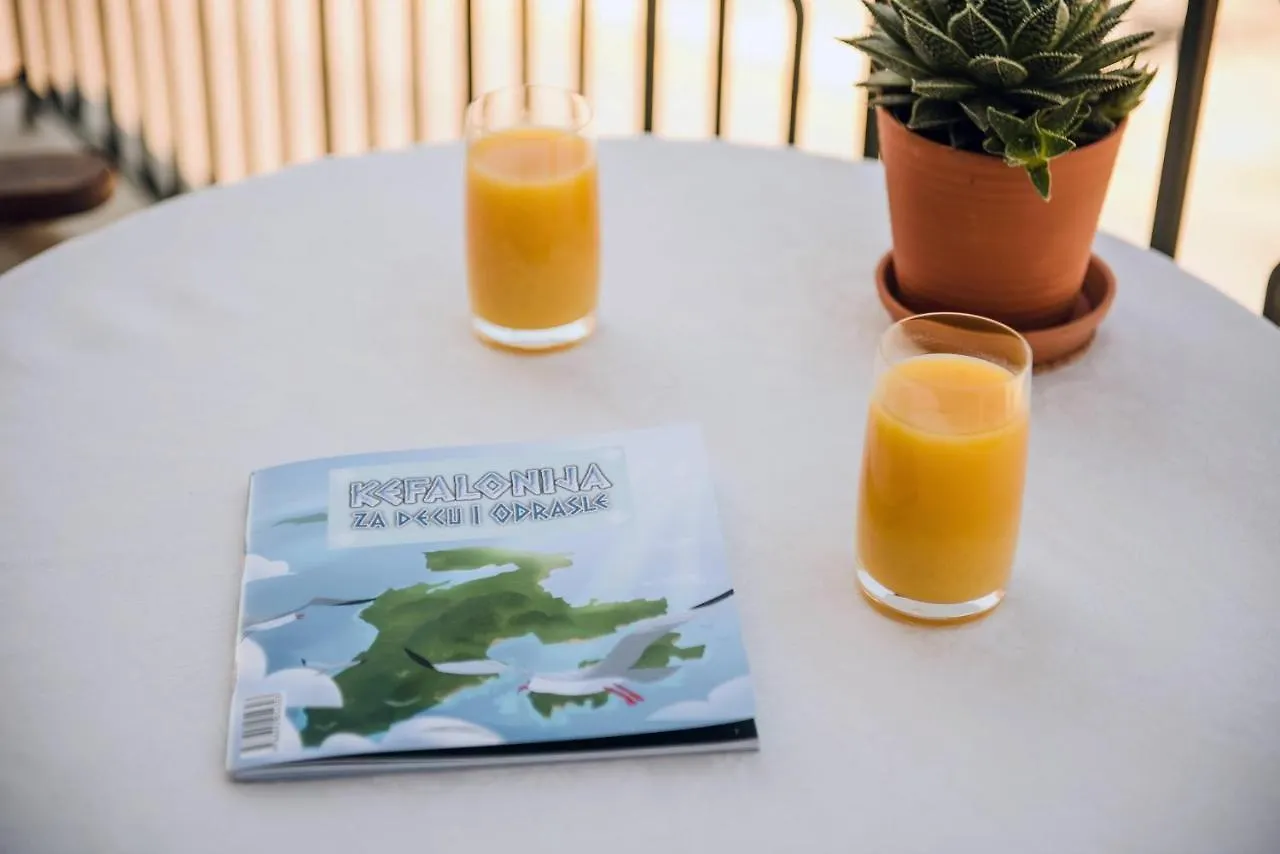 Rouchotas Apartments 아르고스톨리온 아파트호텔