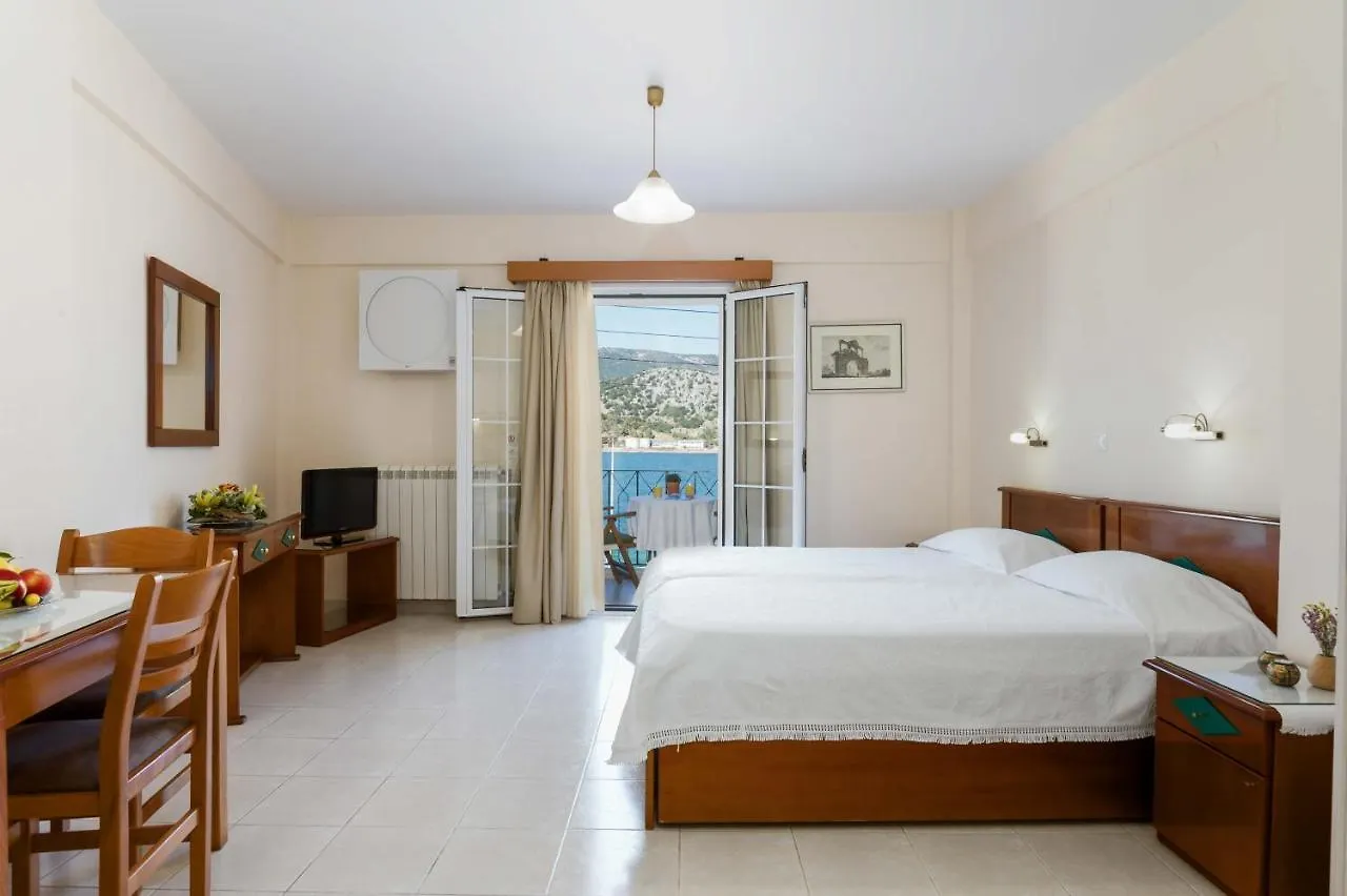 Rouchotas Apartments Argostoli