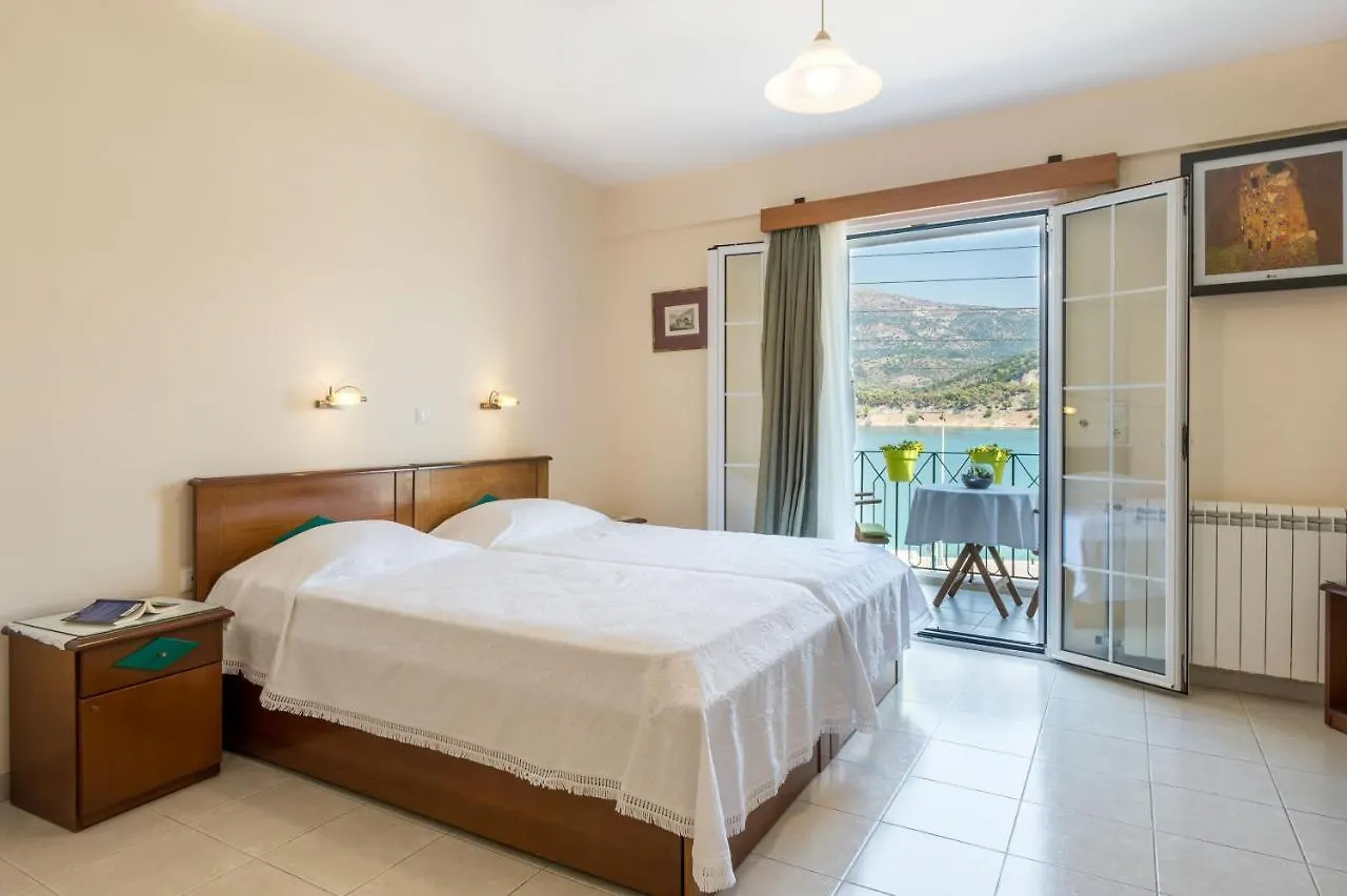 Rouchotas Apartments Argostoli  Aparthotel Argostoli (Kefalonia)