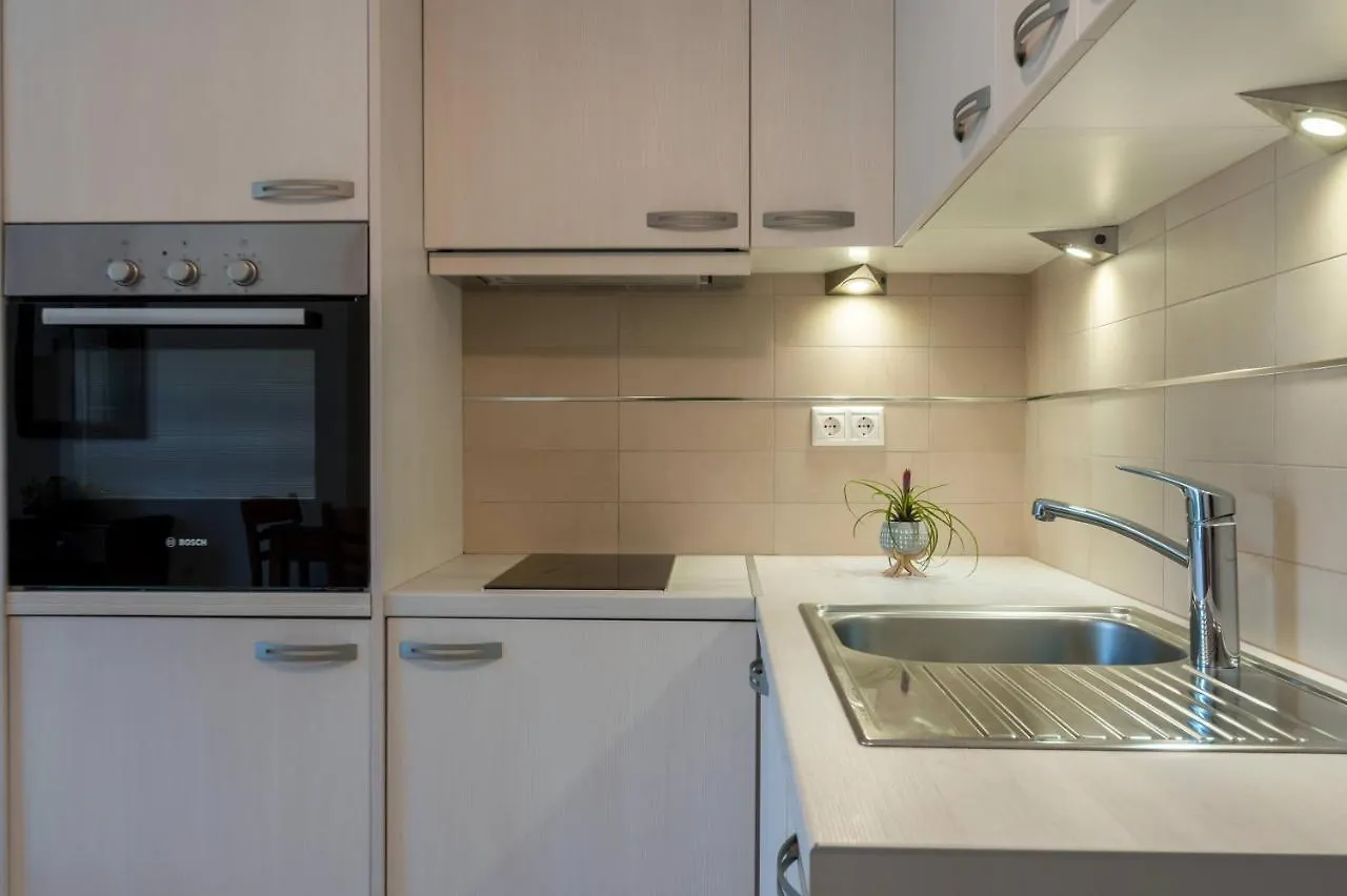 Rouchotas Apartments 아르고스톨리온 0*,  그리스