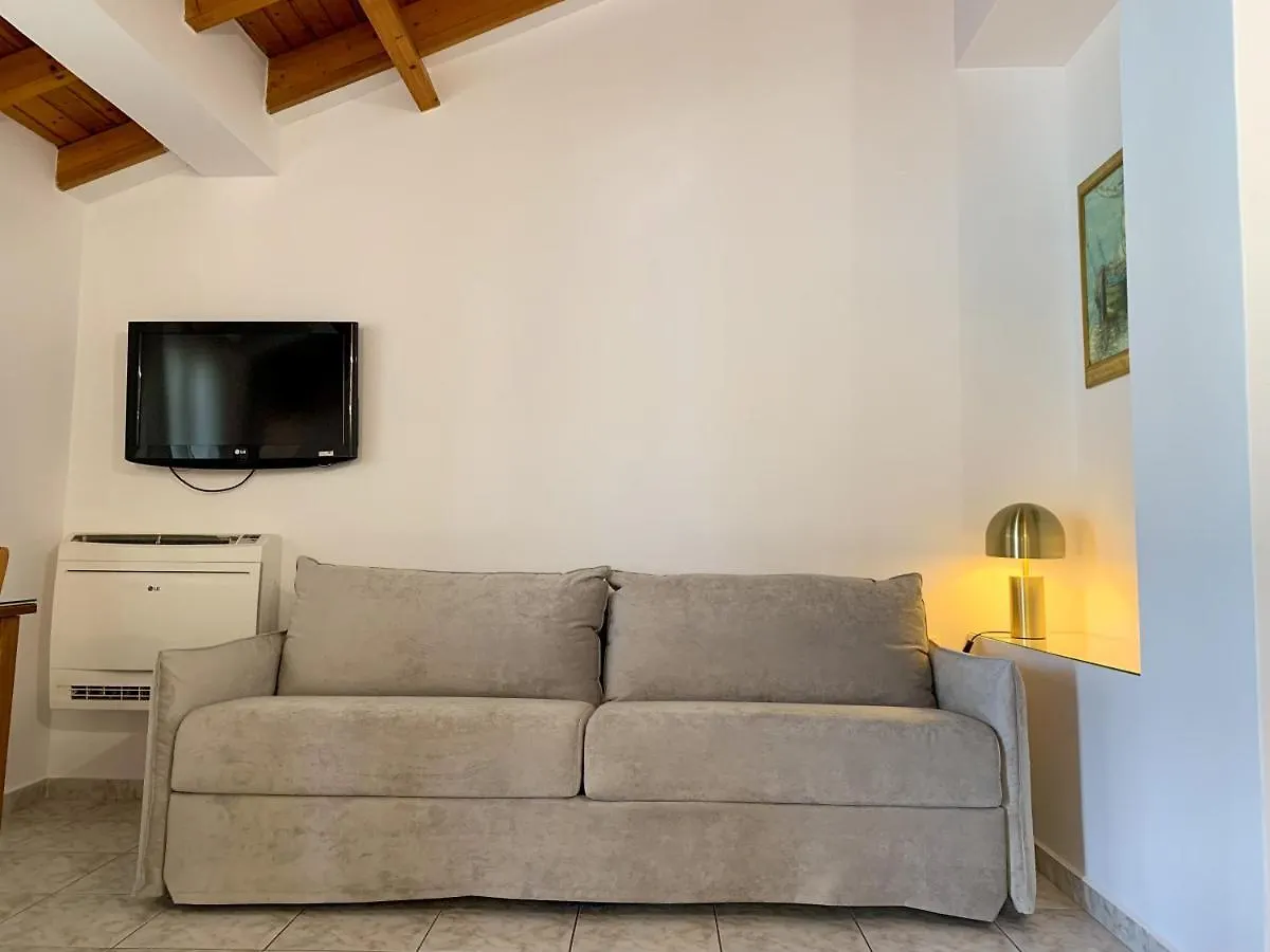 Rouchotas Apartments Argostoli  Aparthotel
